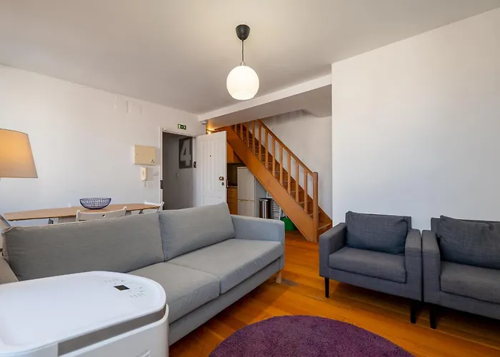Contemporary Apartment Chiado