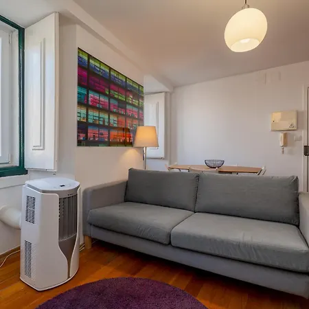 Contemporary Apartment Chiado Appartement