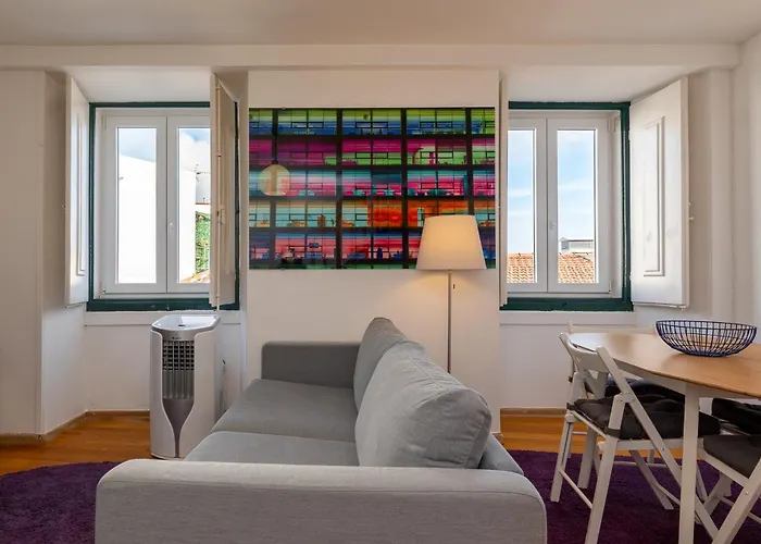 Contemporary Apartment Chiado Appartement Lisboa