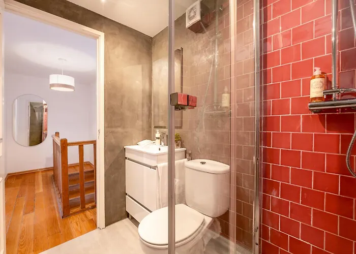 Contemporary Apartment Chiado Lisboa